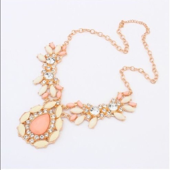 Shades of Pink Statement Necklace - Picture 1 of 3